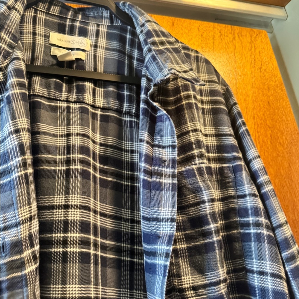 Treasure & Bond button up - Picture 6 of 11